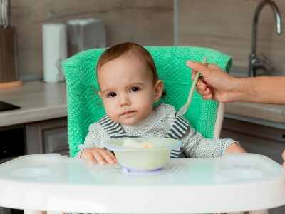 Fases en la alimentación de un bebé